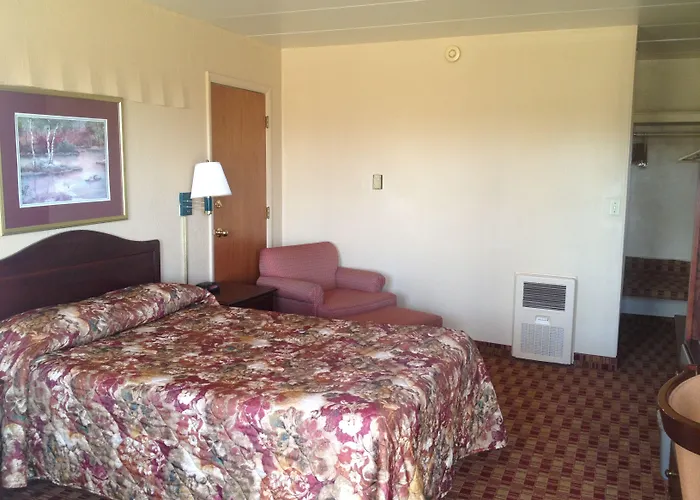 Americas Value Hotel