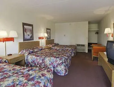 Americas Value Hotel